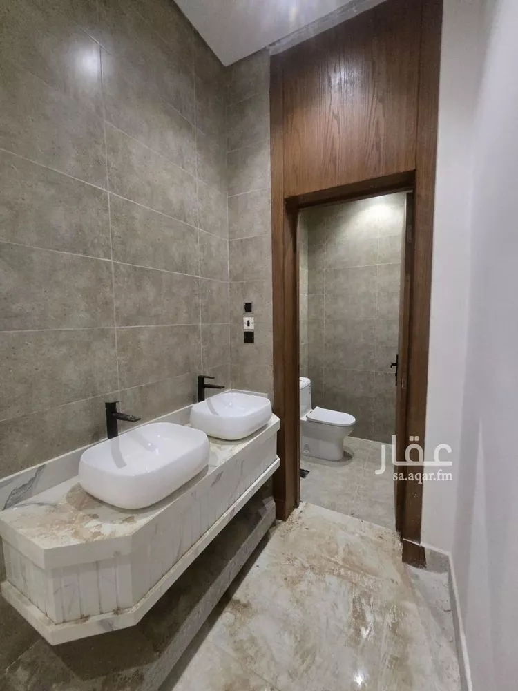 دور للبيع في شارع مطلق المغيربي, حي طويق, مدينة الرياض, منطقة الرياض 8
