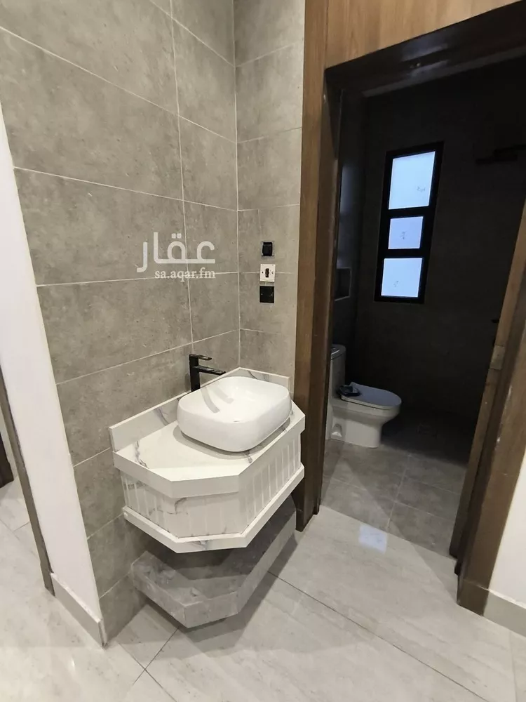 دور للبيع في شارع يوسف السويدي, حي طويق, مدينة الرياض, منطقة الرياض 14