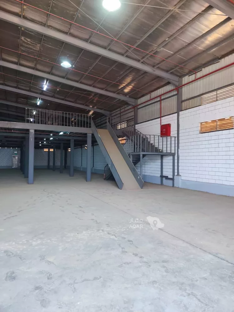 Warehouse for Rent in Jeddah As Sarawat صورة 4