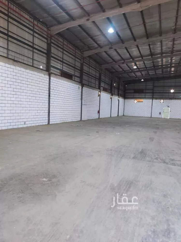 Warehouse for Rent in Jeddah As Sarawat صورة 2