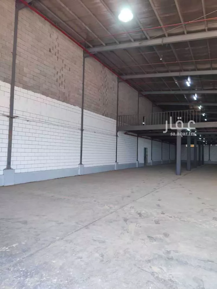 Warehouse for Rent in Jeddah As Sarawat صورة 3