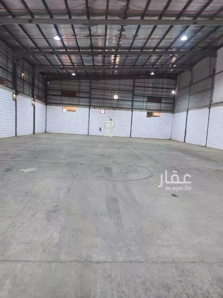 Warehouse for Rent in Jeddah As Sarawat صورة 4