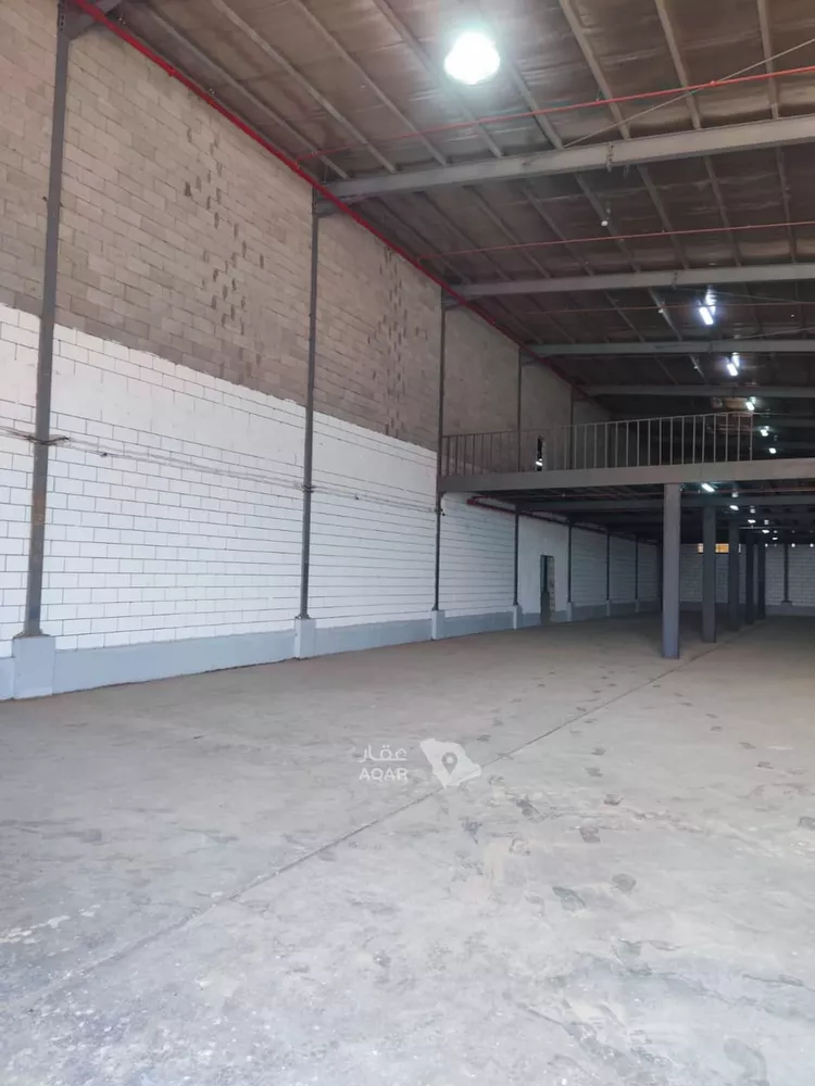 Warehouse for Rent in Jeddah As Sarawat صورة 2