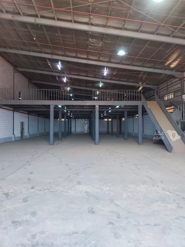 Warehouse for Rent in Jeddah As Sarawat صورة 3
