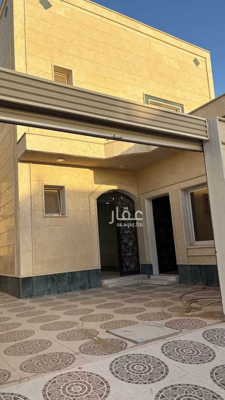 فيلا للبيع في شارع أحمد نظيف أفندي ، حي السويفلة ، حائل ، منطقة حائل صورة 2