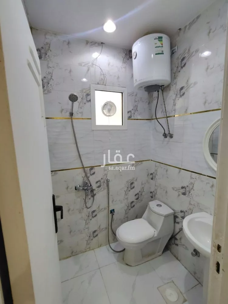 شقة للإيجار في شارع خالد بن الوليد الفرعي, حي غرناطة, مدينة الرياض, منطقة الرياض 2