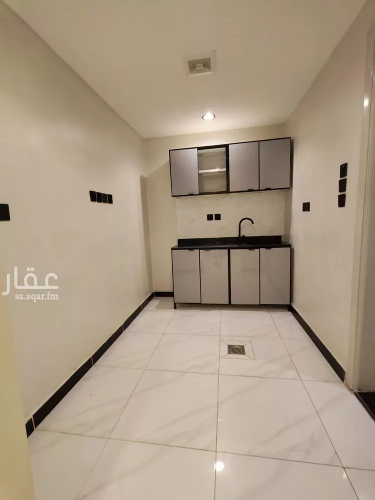 شقة للإيجار في شارع خالد بن الوليد الفرعي, حي غرناطة, مدينة الرياض, منطقة الرياض صورة 2