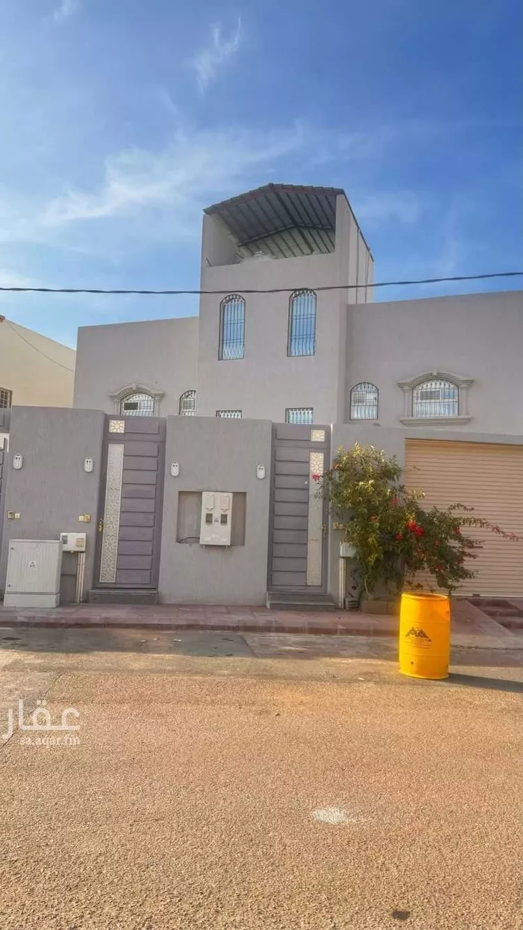 شقة للبيع في شارع صالح بن عباس ، حي مطار حائل الاقليمي ، حائل ، منطقة حائل