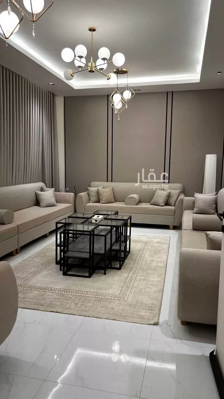 Floor for Rent in Muhayil Al Huliah East
