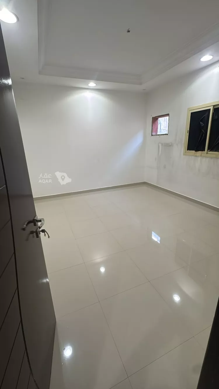شقة للإيجار في شارع الجنادريه, حي ظهرة لبن, مدينة الرياض, منطقة الرياض 8