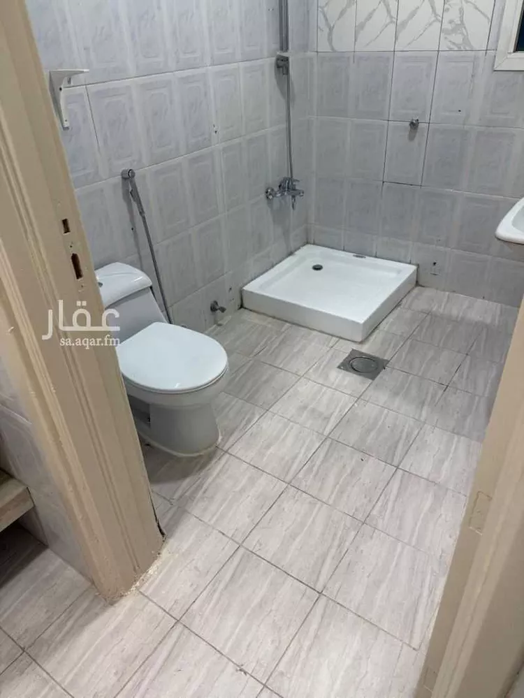 Floor for Rent in Riyadh Al Olaya 18