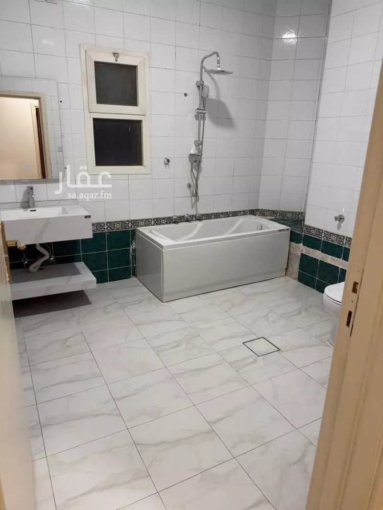 Floor for Rent in Riyadh Al Olaya 29