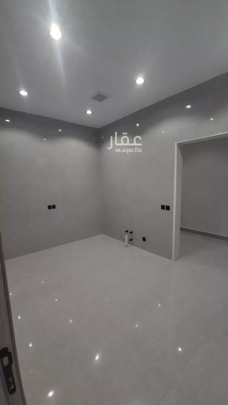 فيلا للبيع في شارع أبي الفتح بن العلامة العجيمي, حي البيان, مدينة الرياض, منطقة الرياض صورة 4