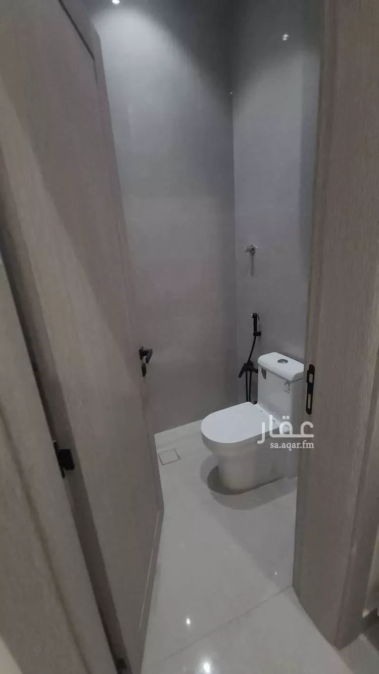 فيلا للبيع في شارع أبي الفتح بن العلامة العجيمي, حي البيان, مدينة الرياض, منطقة الرياض صورة 3