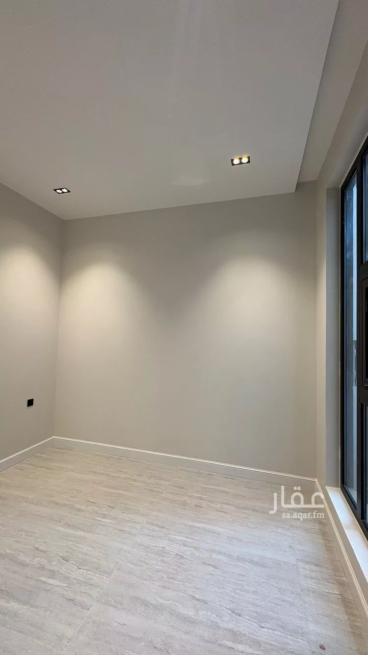 فيلا للبيع في شارع فؤاد محمد عمر توفيق, حي المهدية, مدينة الرياض, منطقة الرياض 13