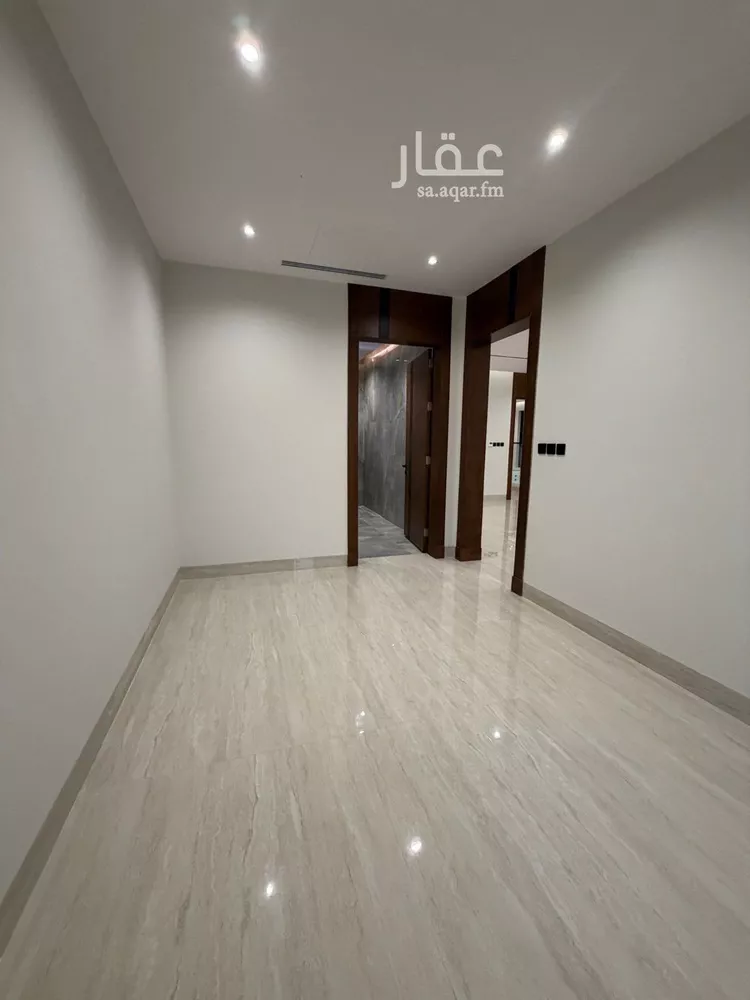Villa for Sale in Riyadh Al Mahdiyah 18