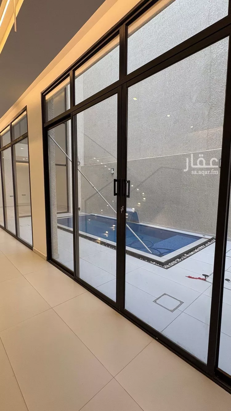 فيلا للبيع في شارع عبدالجبار بن الورد, حي المهدية, مدينة الرياض, منطقة الرياض 7