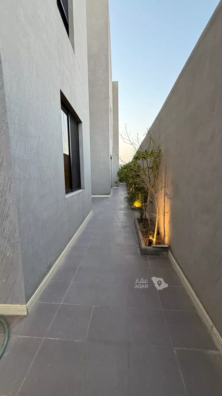 فيلا للبيع في شارع المهدية, حي المهدية, مدينة الرياض, منطقة الرياض 5