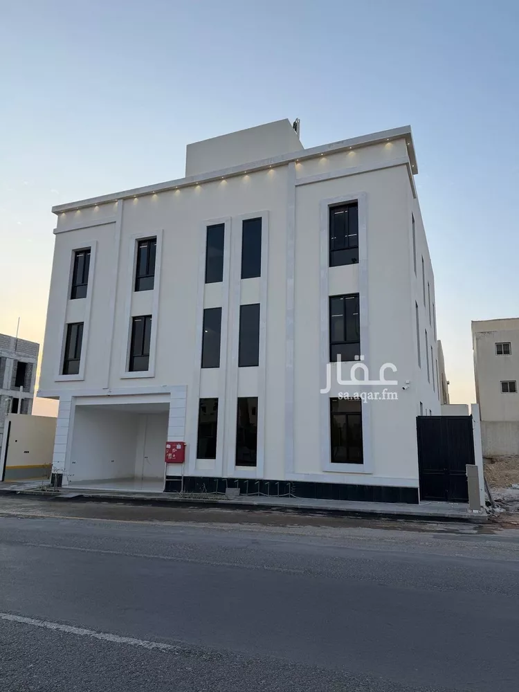 عمارة للبيع في شارع وادي الحسنا, حي المهدية, مدينة الرياض, منطقة الرياض صورة 2