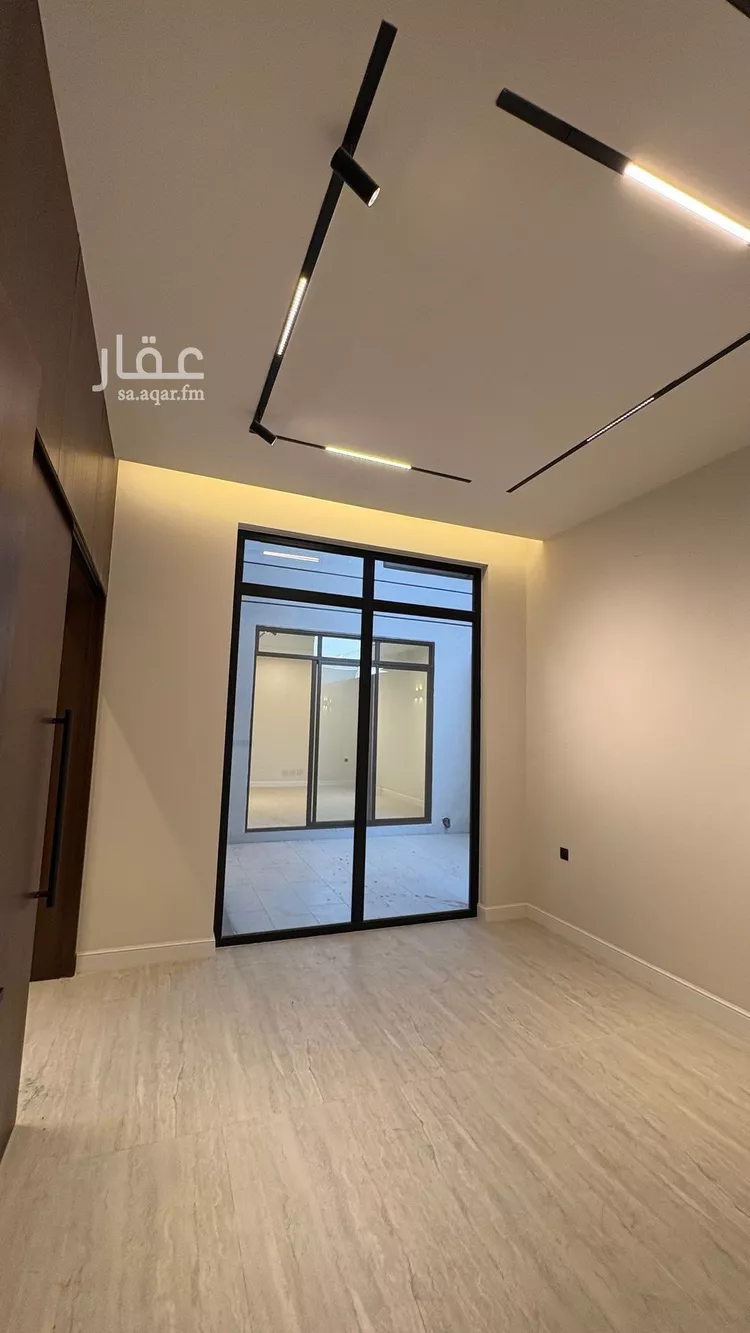 فيلا للبيع في شارع فؤاد محمد عمر توفيق, حي المهدية, مدينة الرياض, منطقة الرياض صورة 4