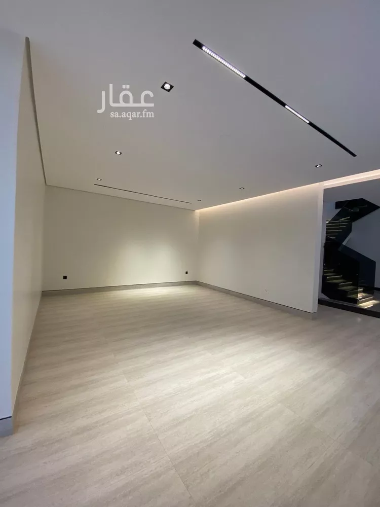 فيلا للبيع في شارع فؤاد محمد عمر توفيق, حي المهدية, مدينة الرياض, منطقة الرياض صورة 4
