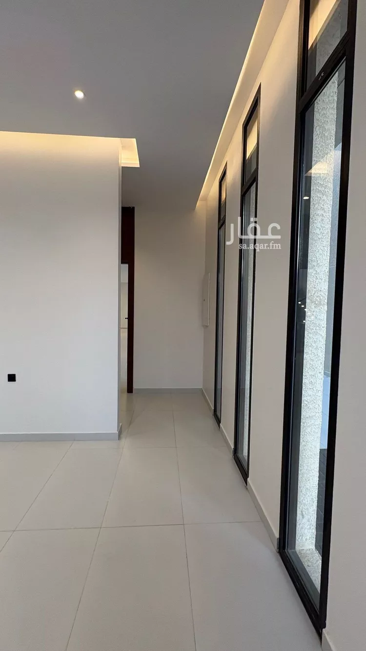 فيلا للبيع في شارع عبدالجبار بن الورد, حي المهدية, مدينة الرياض, منطقة الرياض صورة 4