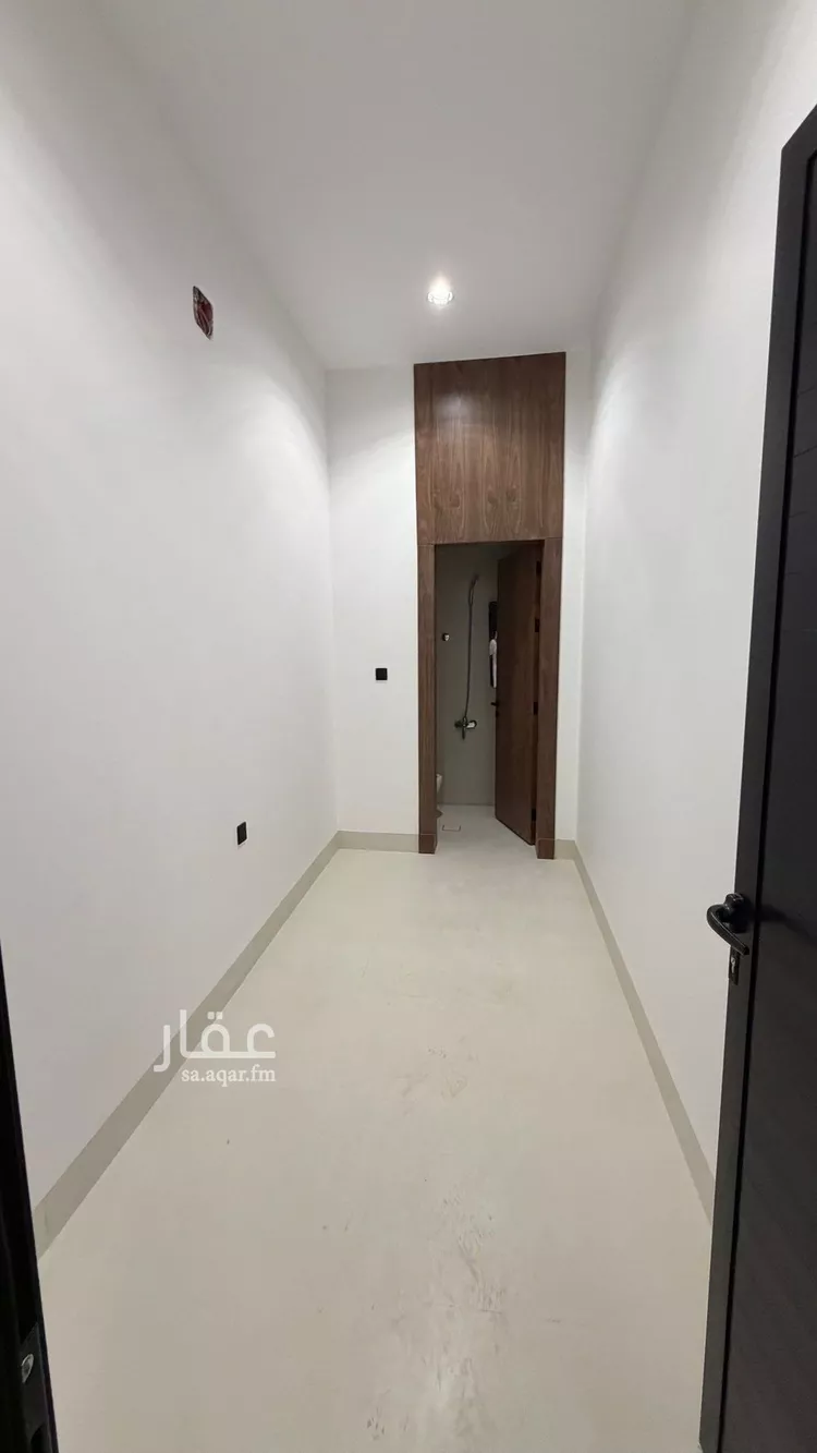 فيلا للبيع في شارع فؤاد محمد عمر توفيق, حي المهدية, مدينة الرياض, منطقة الرياض 15