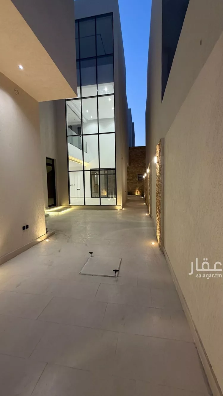 فيلا للبيع في شارع فؤاد محمد عمر توفيق, حي المهدية, مدينة الرياض, منطقة الرياض صورة 4
