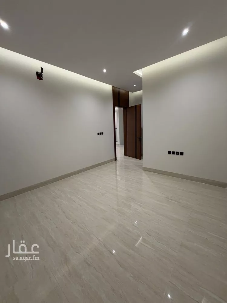 Villa for Sale in Riyadh Al Mahdiyah 16