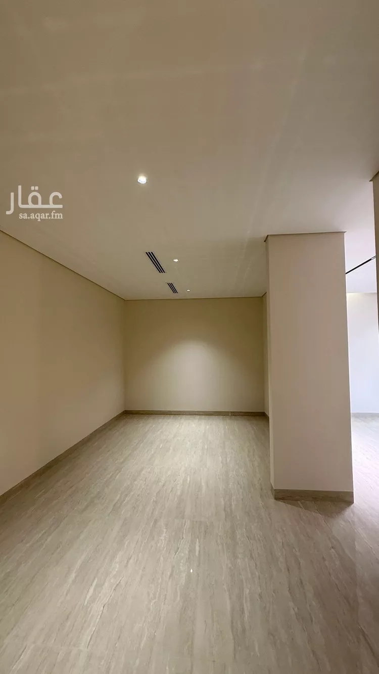 فيلا للبيع في شارع عبدالجبار بن الورد, حي المهدية, مدينة الرياض, منطقة الرياض 30