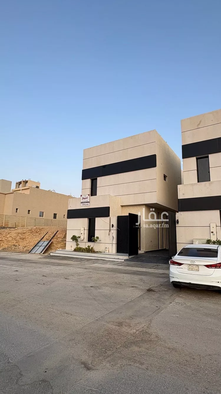 Villa for Sale in Riyadh Al Mahdiyah