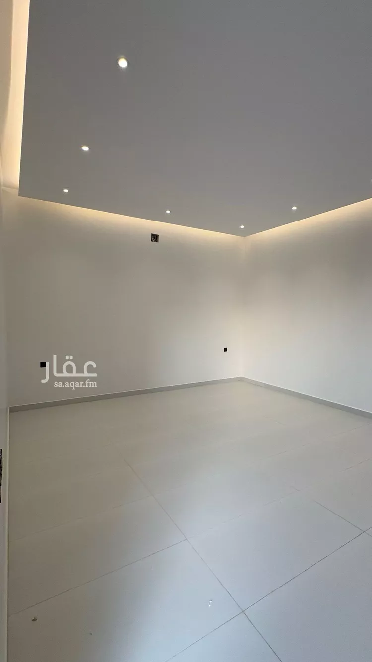 فيلا للبيع في شارع عبدالجبار بن الورد, حي المهدية, مدينة الرياض, منطقة الرياض صورة 3