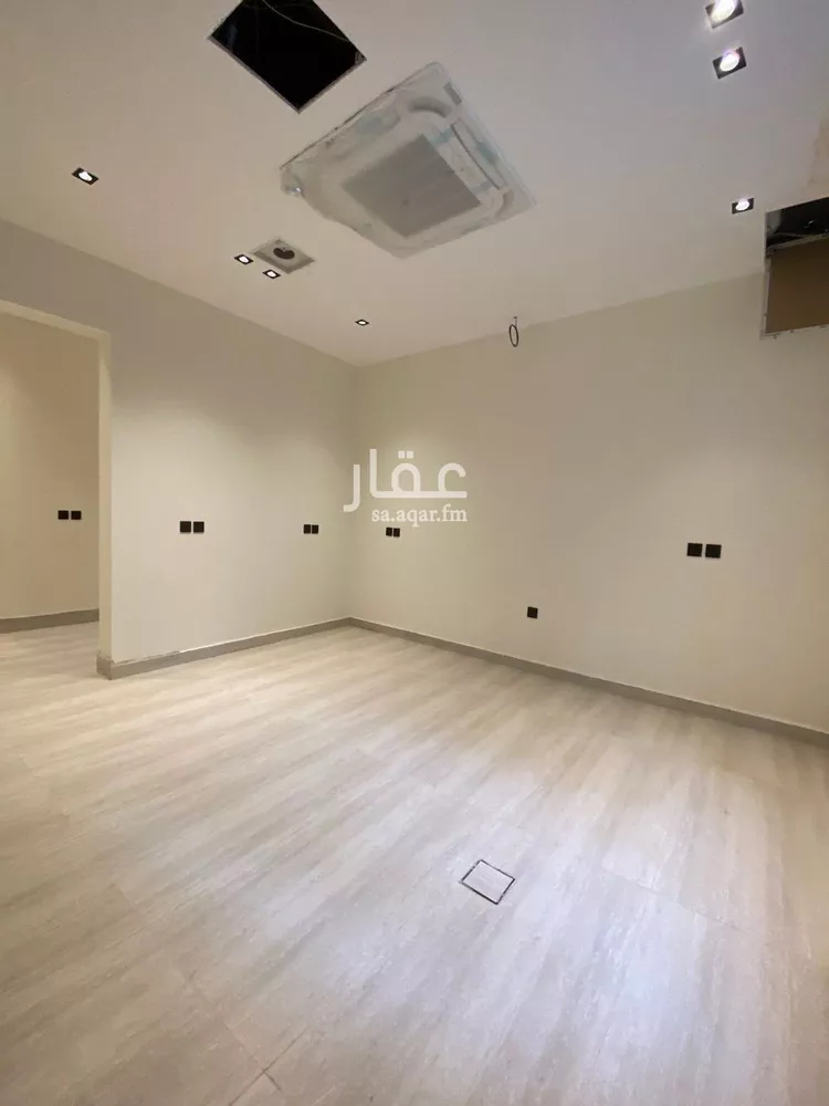 فيلا للبيع في شارع عبدالجبار بن الورد, حي المهدية, مدينة الرياض, منطقة الرياض صورة 2