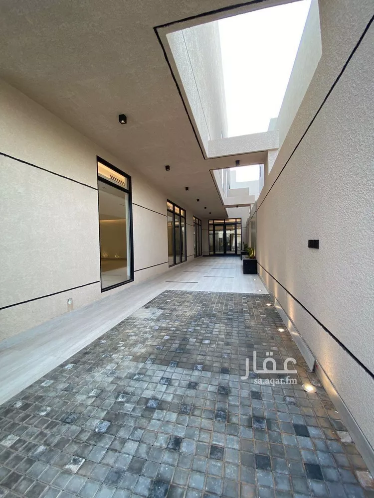 فيلا للبيع في شارع عبدالجبار بن الورد, حي المهدية, مدينة الرياض, منطقة الرياض 7