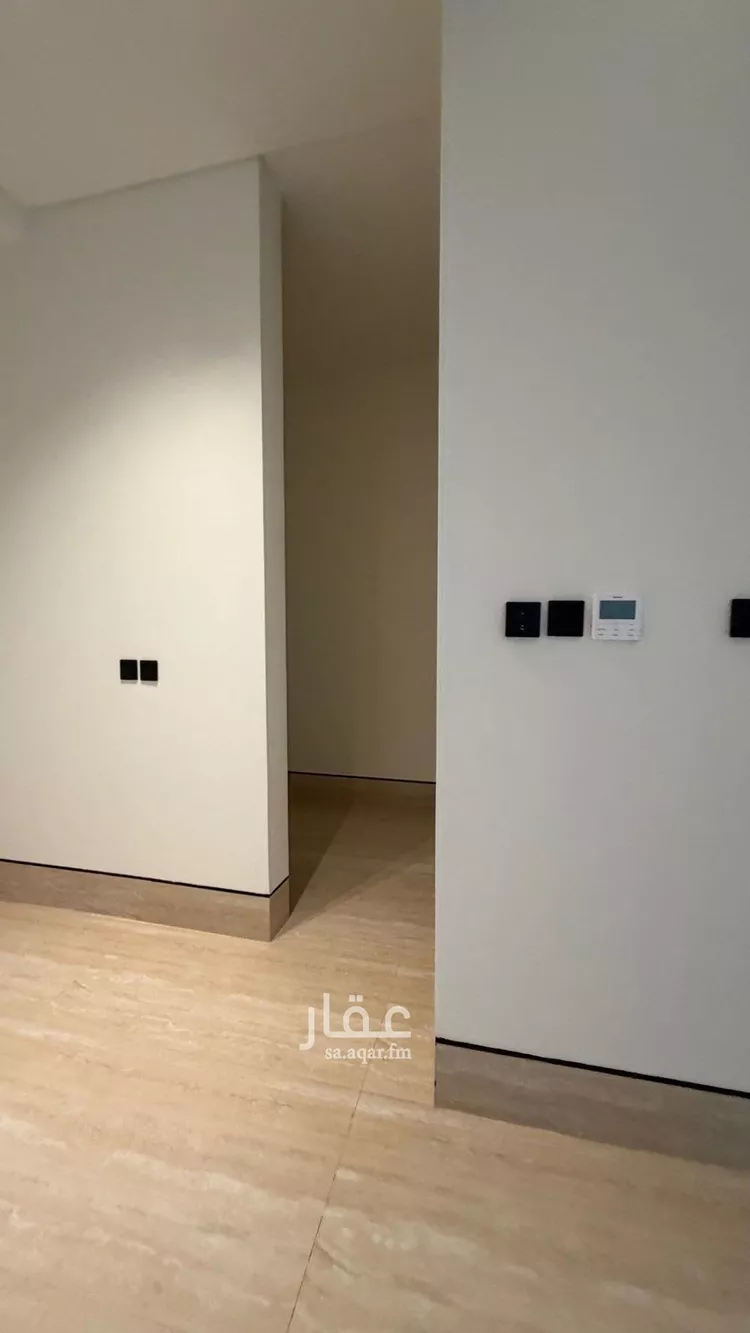 فيلا للبيع في شارع عبدالجبار بن الورد, حي المهدية, مدينة الرياض, منطقة الرياض 12