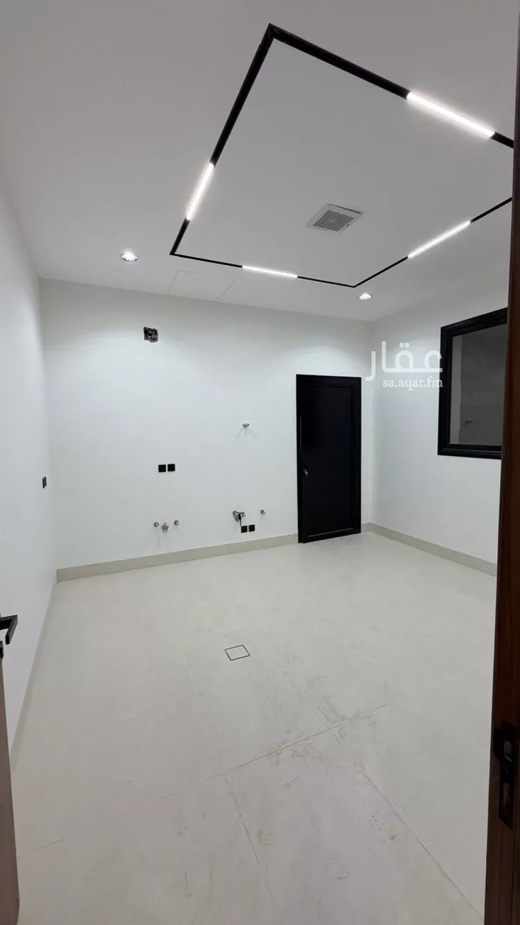 فيلا للبيع في شارع فؤاد محمد عمر توفيق, حي المهدية, مدينة الرياض, منطقة الرياض 14