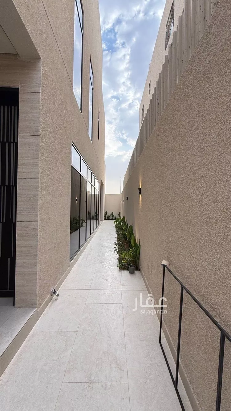 فيلا للبيع في شارع عبدالجبار بن الورد, حي المهدية, مدينة الرياض, منطقة الرياض صورة 4