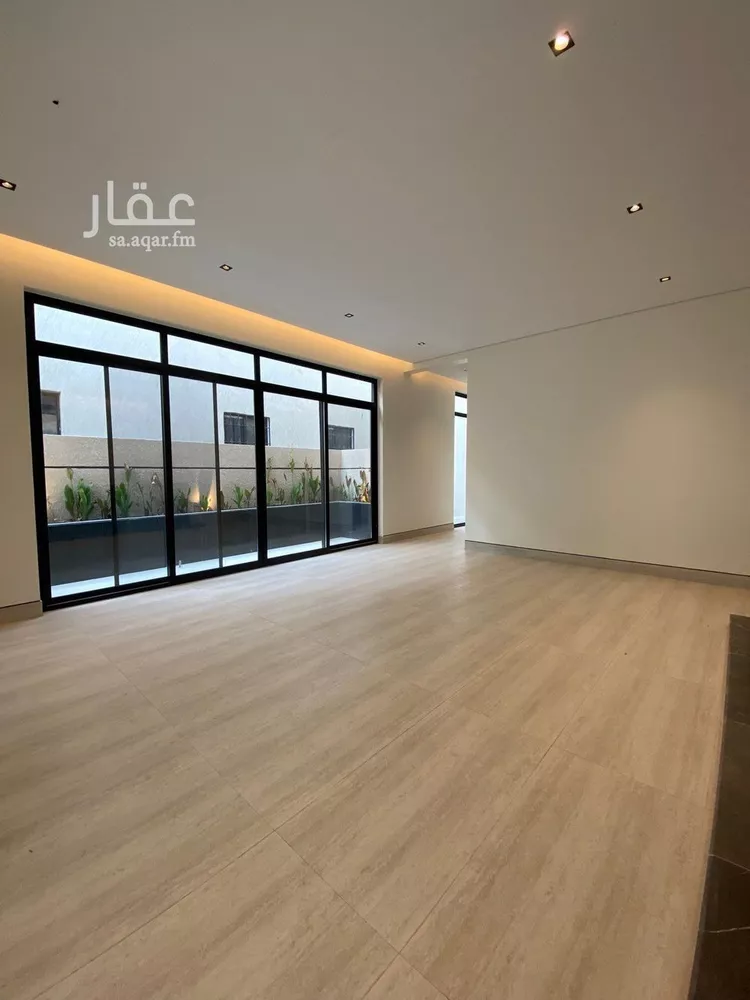 فيلا للبيع في شارع عبدالجبار بن الورد, حي المهدية, مدينة الرياض, منطقة الرياض 11