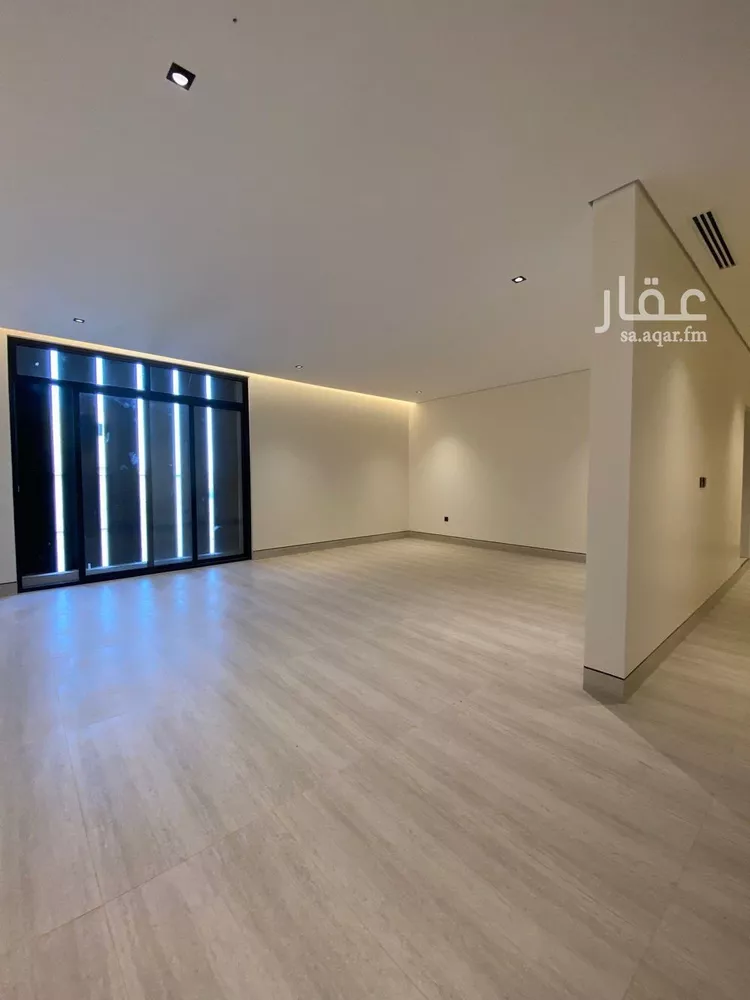 فيلا للبيع في شارع عبدالجبار بن الورد, حي المهدية, مدينة الرياض, منطقة الرياض 21