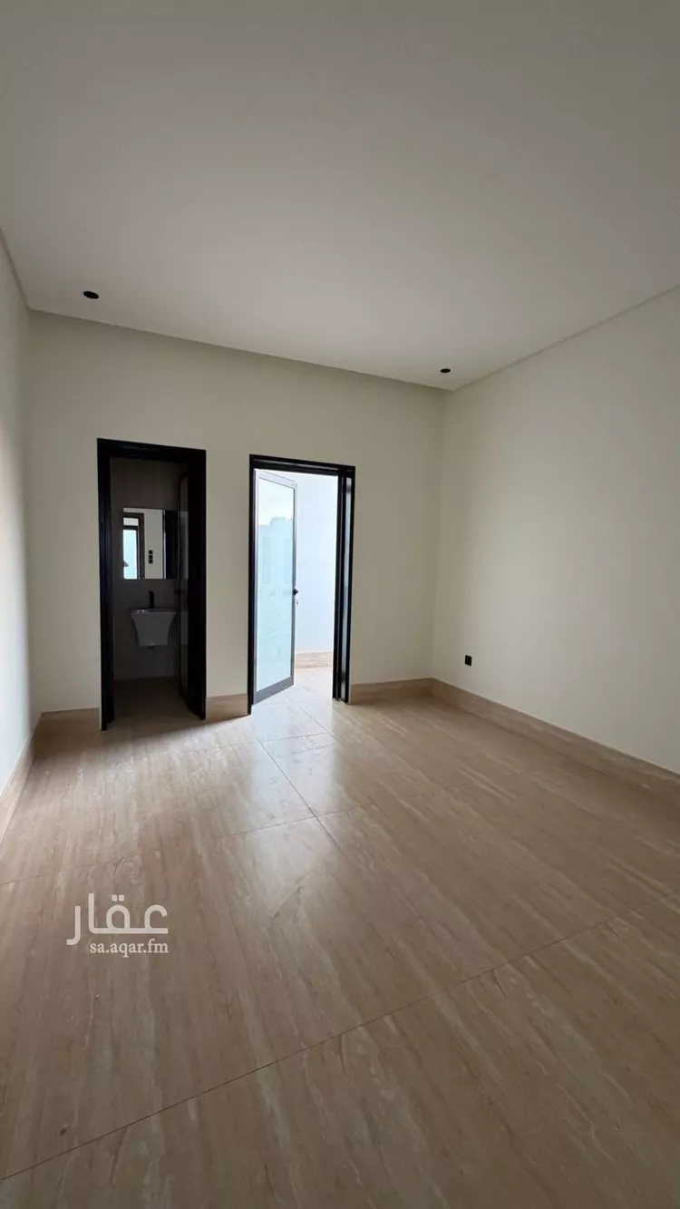 فيلا للبيع في شارع عبدالجبار بن الورد, حي المهدية, مدينة الرياض, منطقة الرياض 26