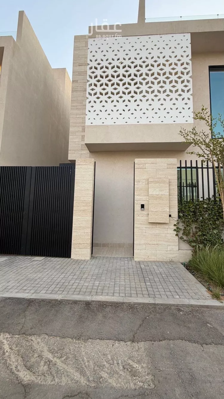 Villa for Sale in Riyadh Al Mahdiyah