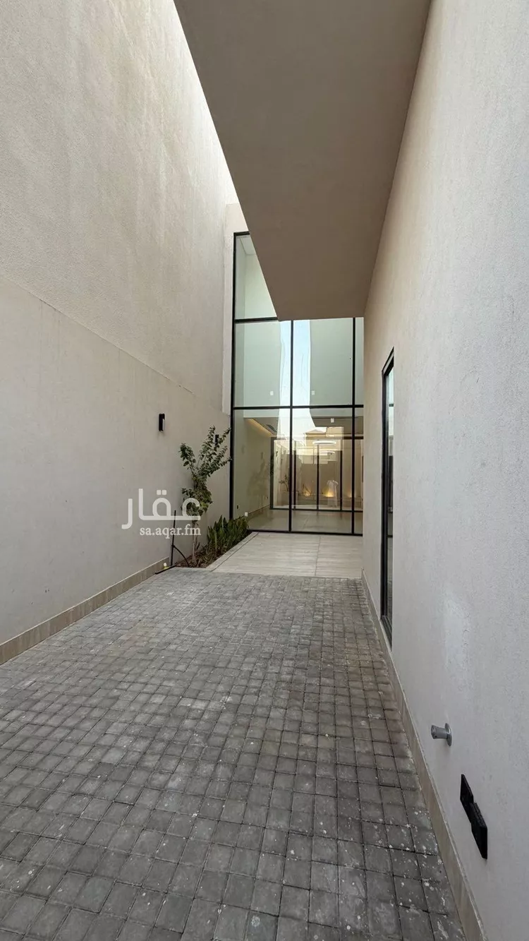 Villa for Sale in Riyadh Al Mahdiyah صورة 3