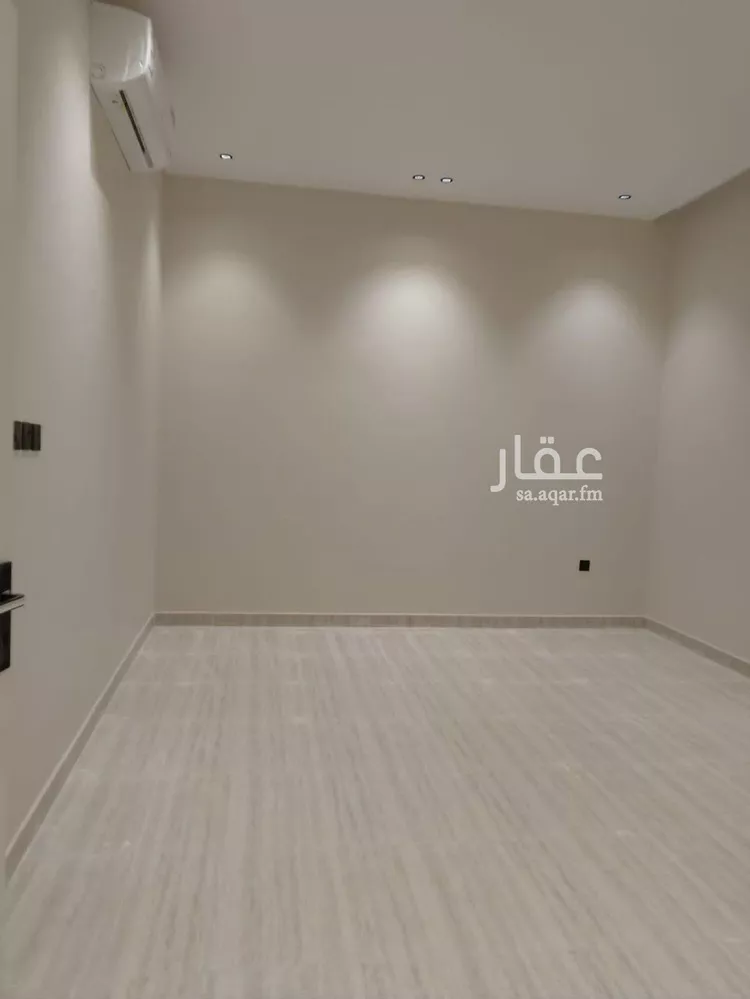 فيلا للإيجار في شارع أبي الحسن بن الصباغ, حي المعيزيلة, مدينة الرياض, منطقة الرياض 4