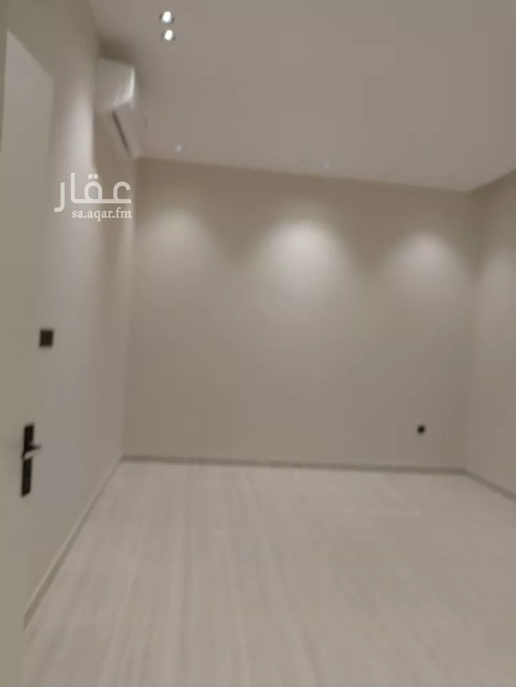 فيلا للإيجار في شارع أبي الحسن بن الصباغ, حي المعيزيلة, مدينة الرياض, منطقة الرياض 6