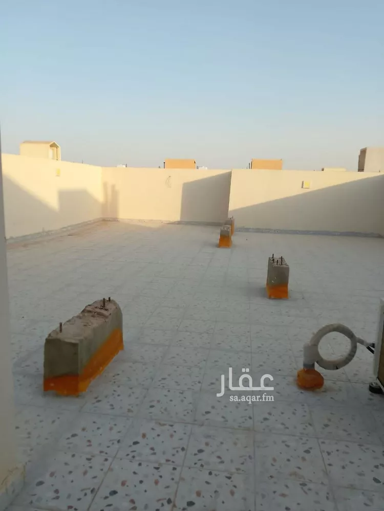 فيلا للإيجار في شارع أبي الحسن بن الصباغ, حي المعيزيلة, مدينة الرياض, منطقة الرياض 9
