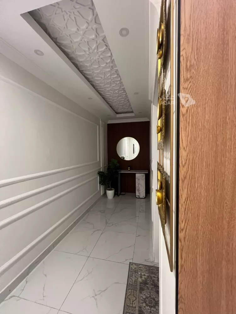 شقة للإيجار في شارع بيرين, حي الحمراء, مدينة الخبر, المنطقة الشرقية 8