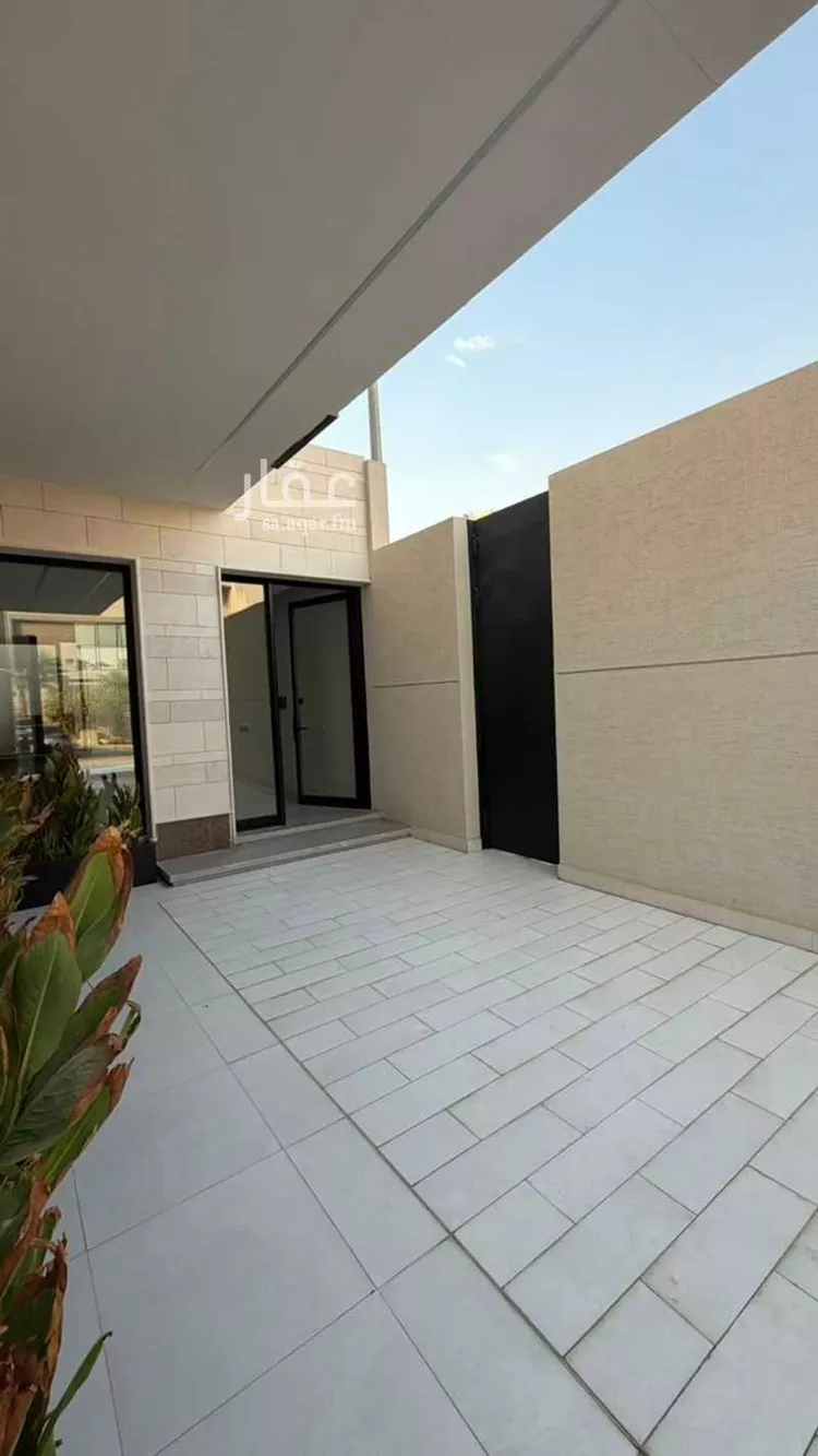 Villa for Sale in Riyadh Al Arid 9