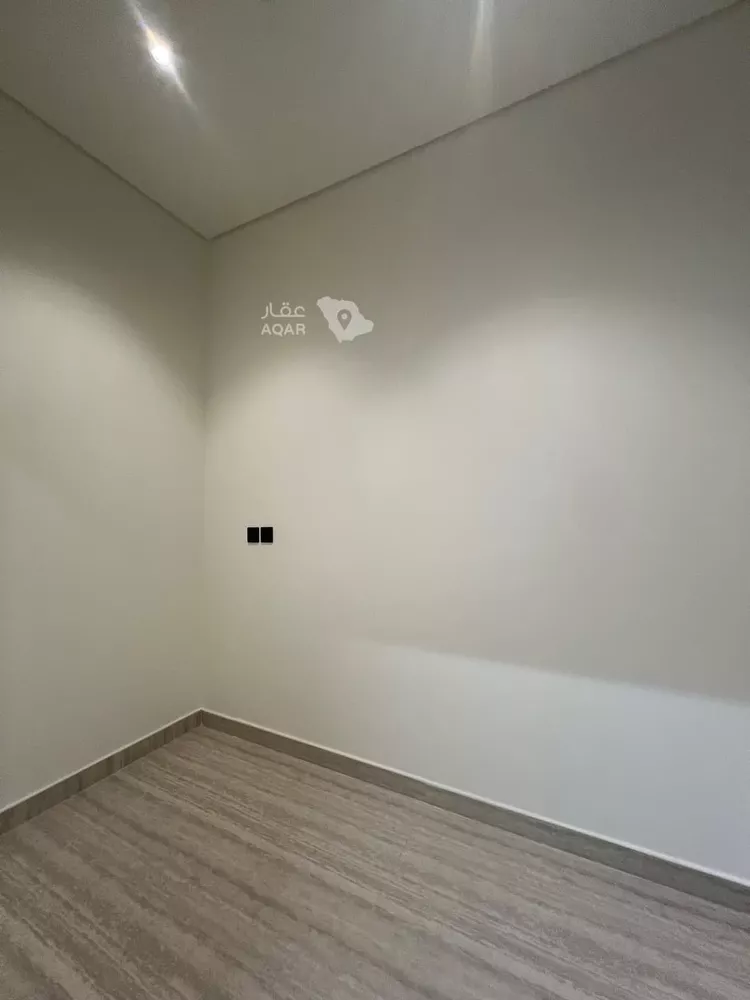 شقة للبيع في شارع عقبة بن عثمان بن خلدة, حي العوالي, مدينة الرياض, منطقة الرياض صورة 4