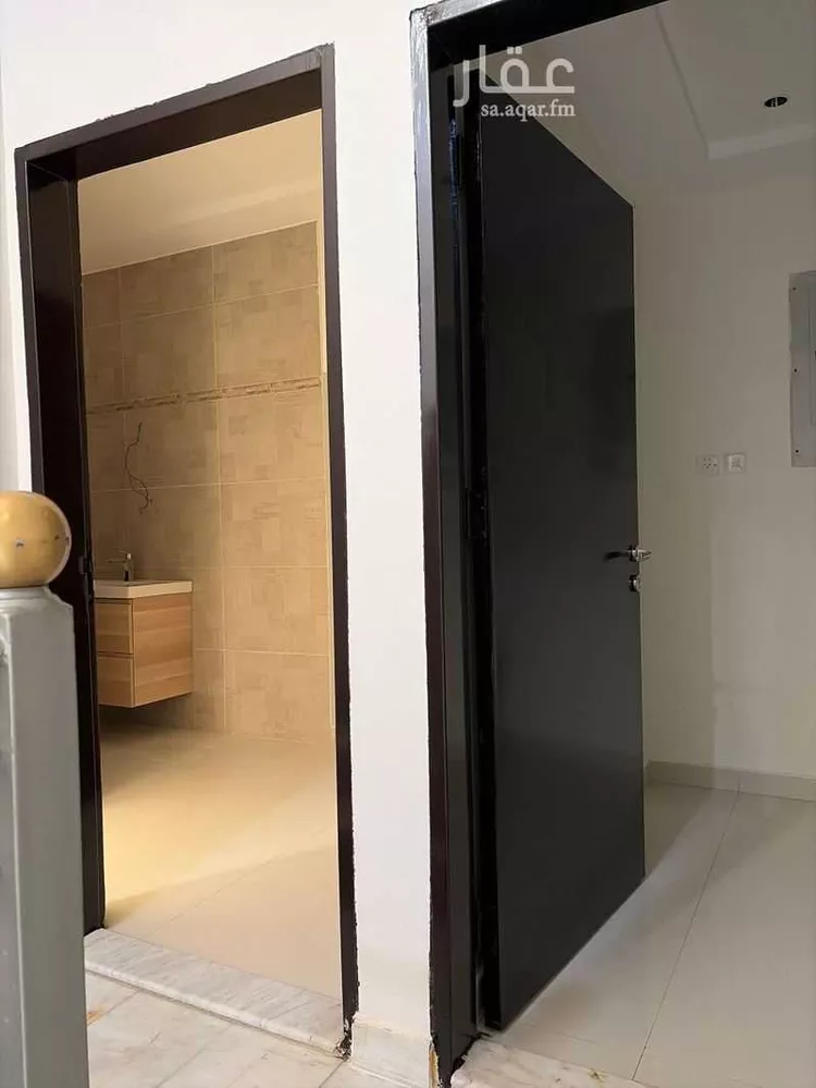 شقة للإيجار في شارع هارون بن الحسين ، حي العريجاء الوسطى ، الرياض ، منطقة الرياض صورة 5