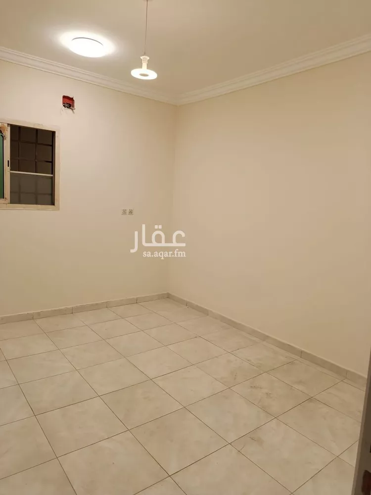 شقة للإيجار في شارع معاذ بن جبل, حي العزيزية, مدينة الرياض, منطقة الرياض 14